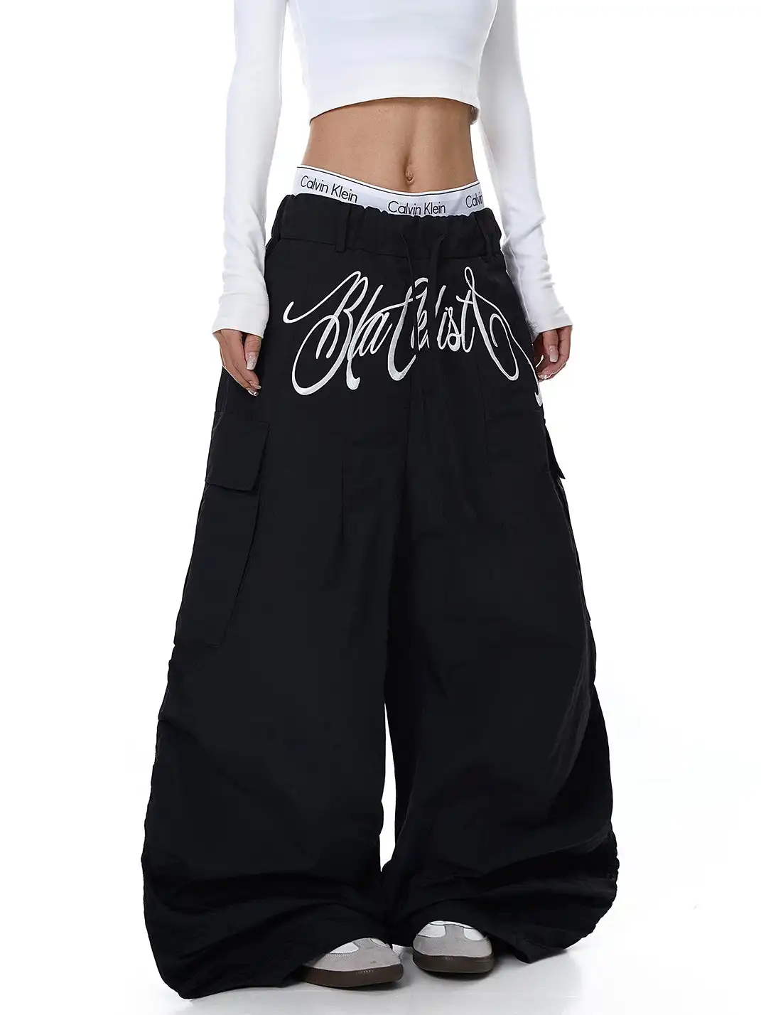 BLACKLISTS | Letter Embroidery Multi-pocket Pleated Cargo Pants