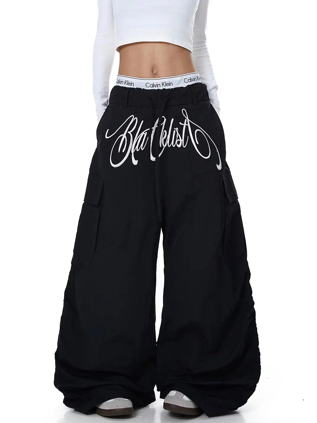 BLACKLISTS | Letter Embroidery Multi-pocket Pleated Cargo Pants