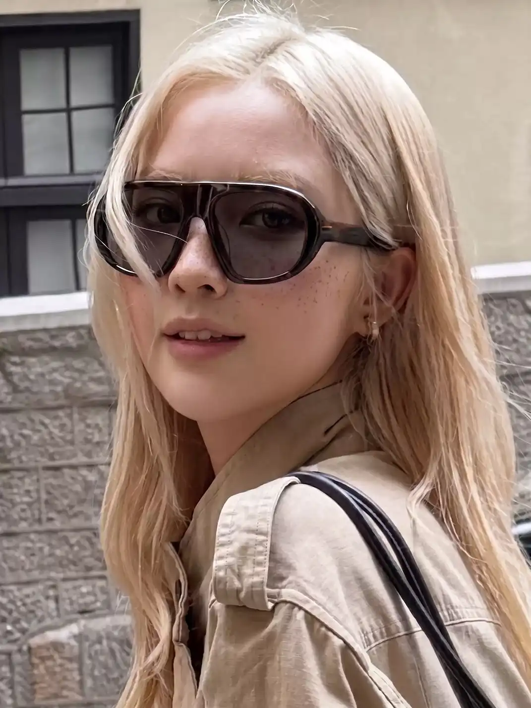 404 | One-piece Oval Versatile Sunglasses