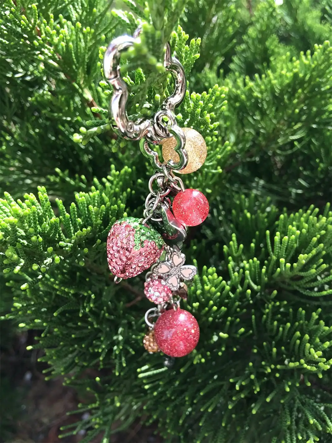 CRS | Shiny Strawberry Shaped Metal Charm
