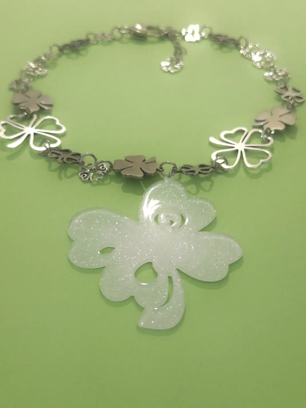 CRS | Shiny Clover Hollow Metal Necklace