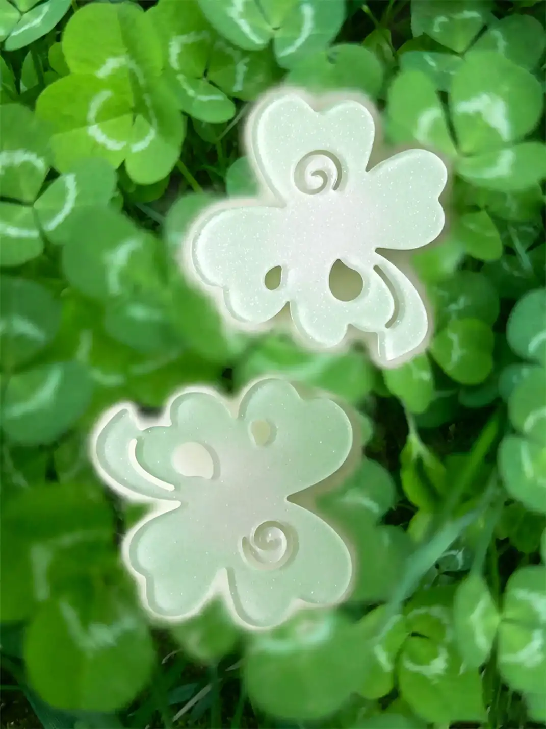 CRS | Hollow Out Clover Hair Clip