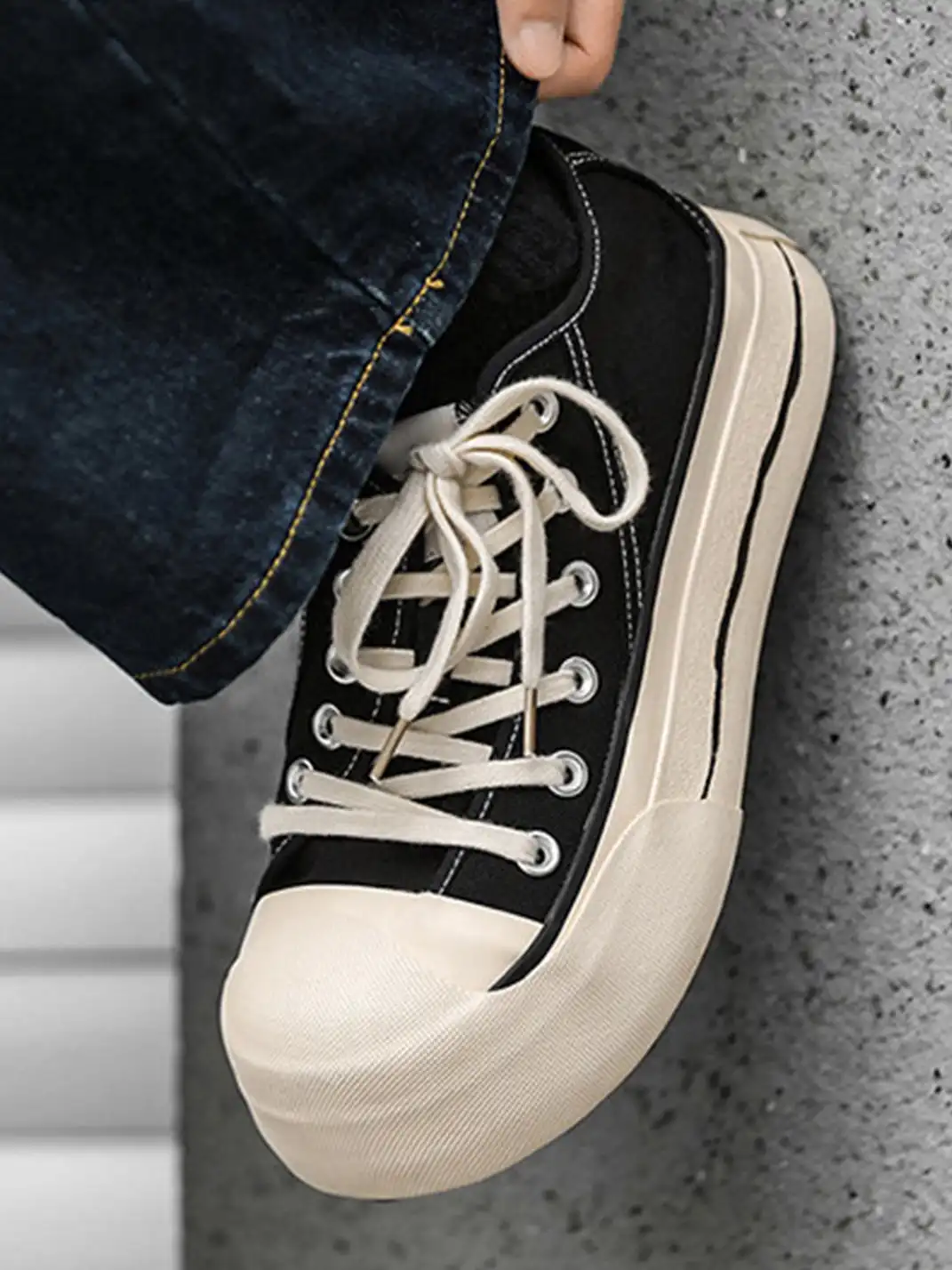 FxwzLee | Asymmetrical Upper Canvas Shoes
