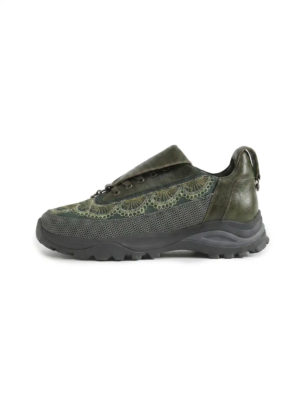 DLM | Carved Embroidery Platform Shoes