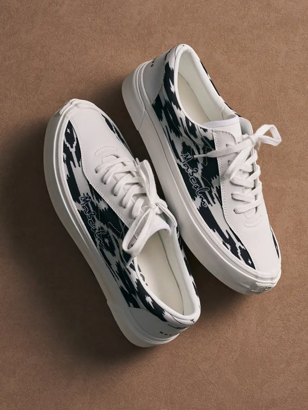 EQLZ | Black and White Abstract Print Canvas Sneakers