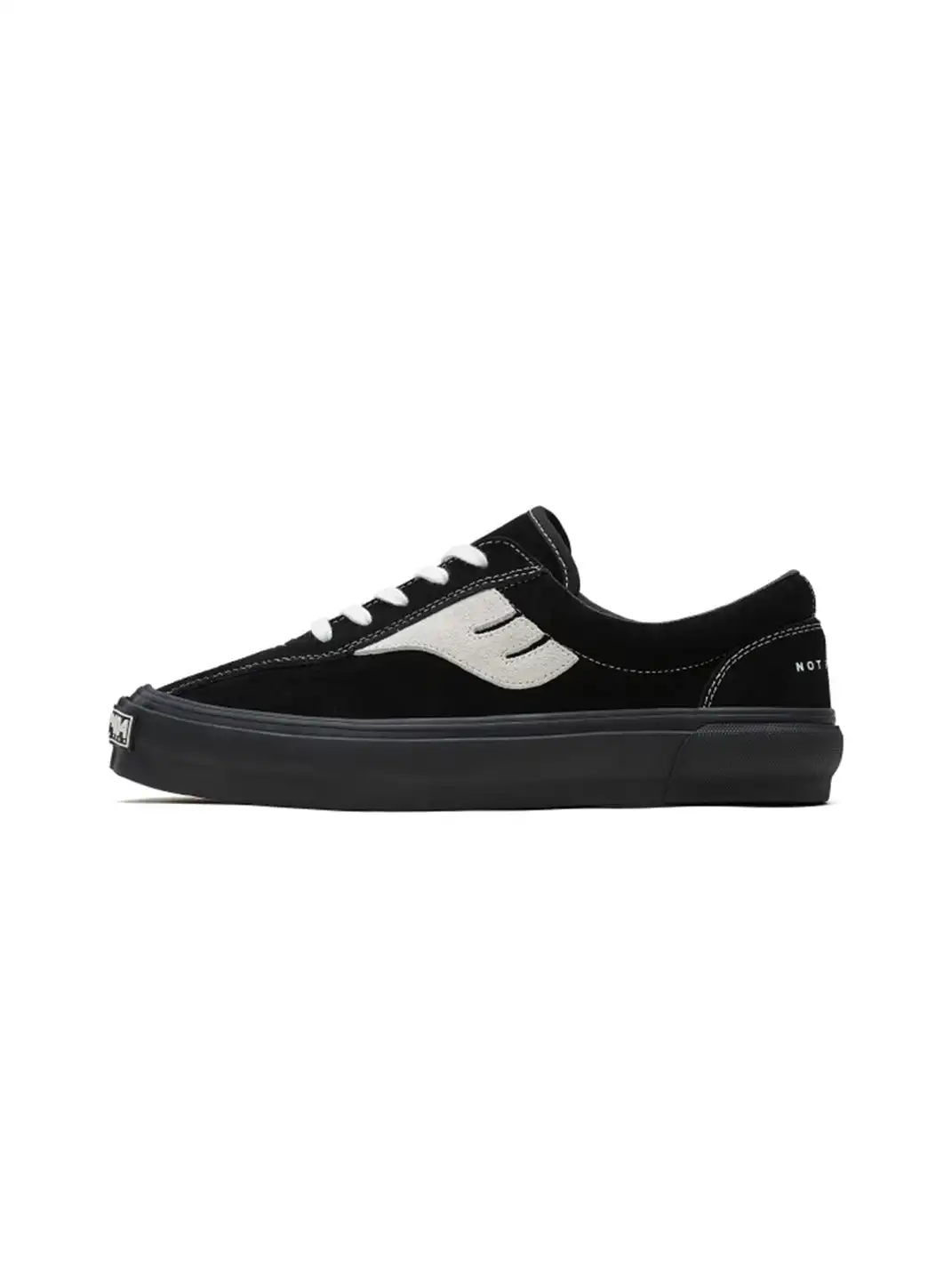 EQLZ | Black and White Color Block Suede Skate Shoes