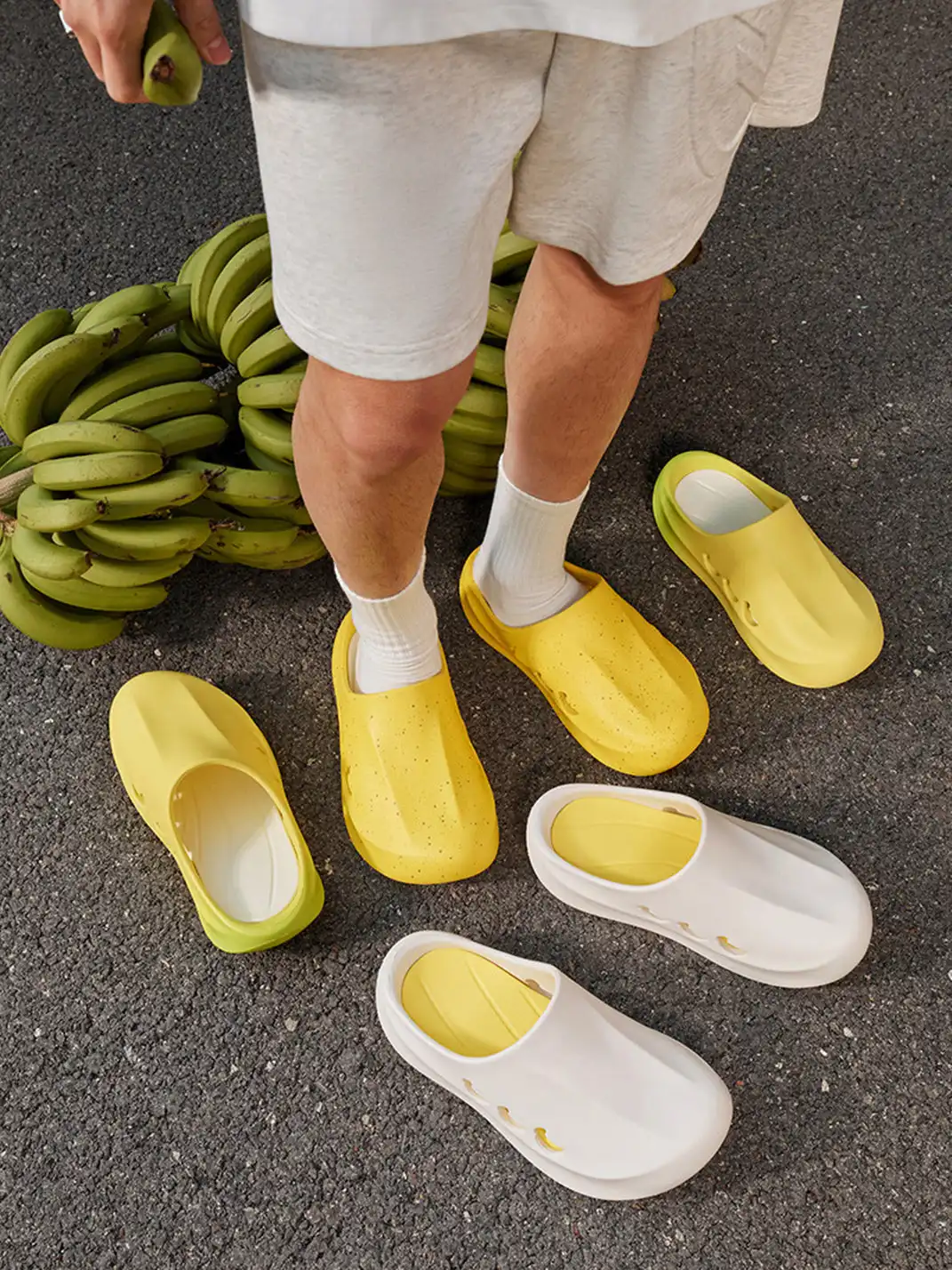VEIDOORN | Banana Shaped Anti-Slip Slippers