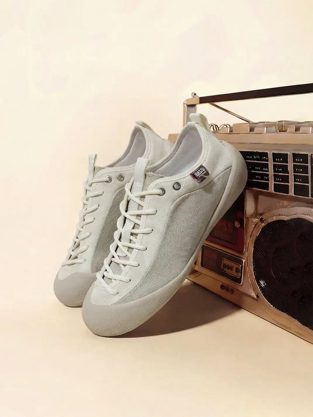 BASTO | Off-White Mesh & Canvas Low-Top Casual Sneakers