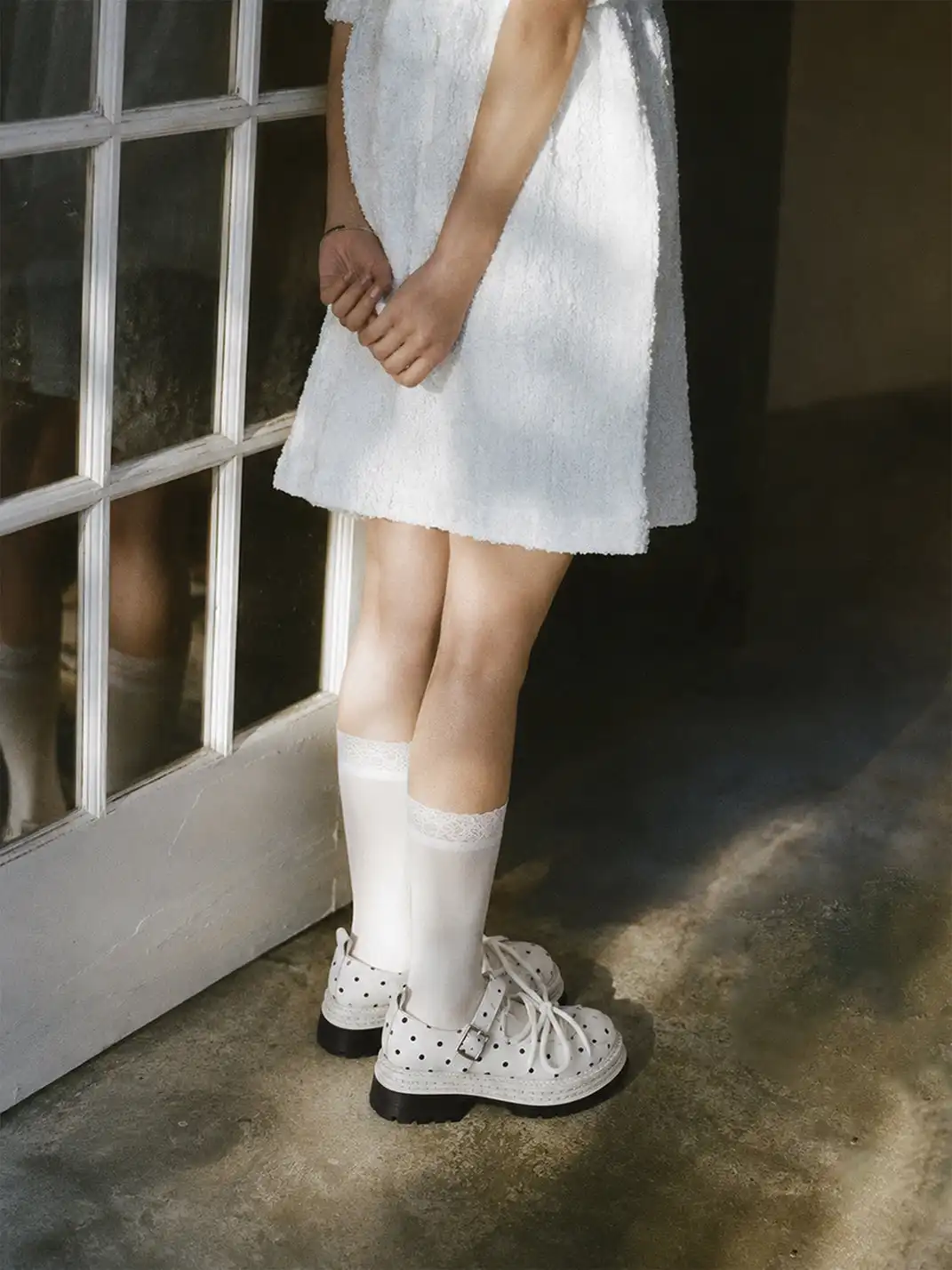 SMILEY | Off-white Polka Dot Mary Jane Platform Shoes With Bow