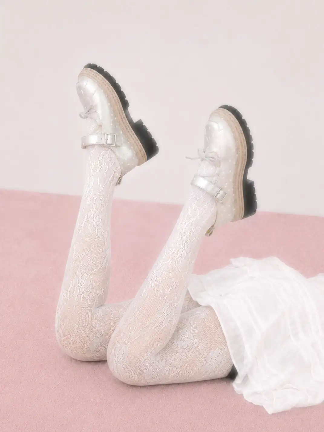 SMILEY | Polka Dot Platform Mary Jane Shoes With Bow-Silver