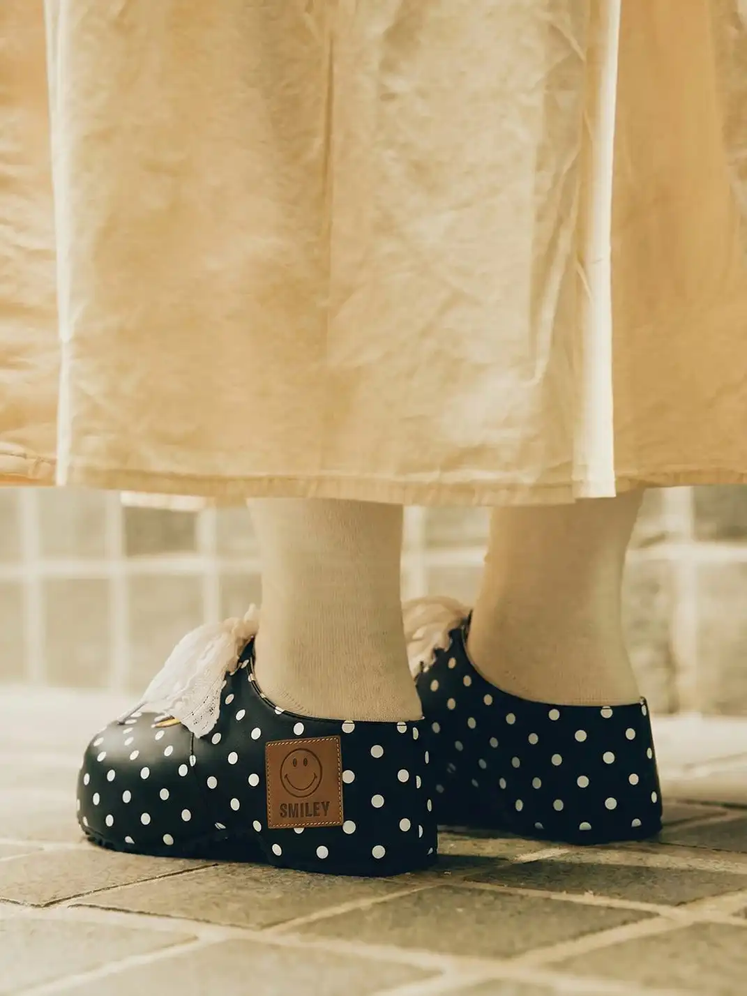 SMILEY | Black Polka Dot Bow Slip-on Flat Mules