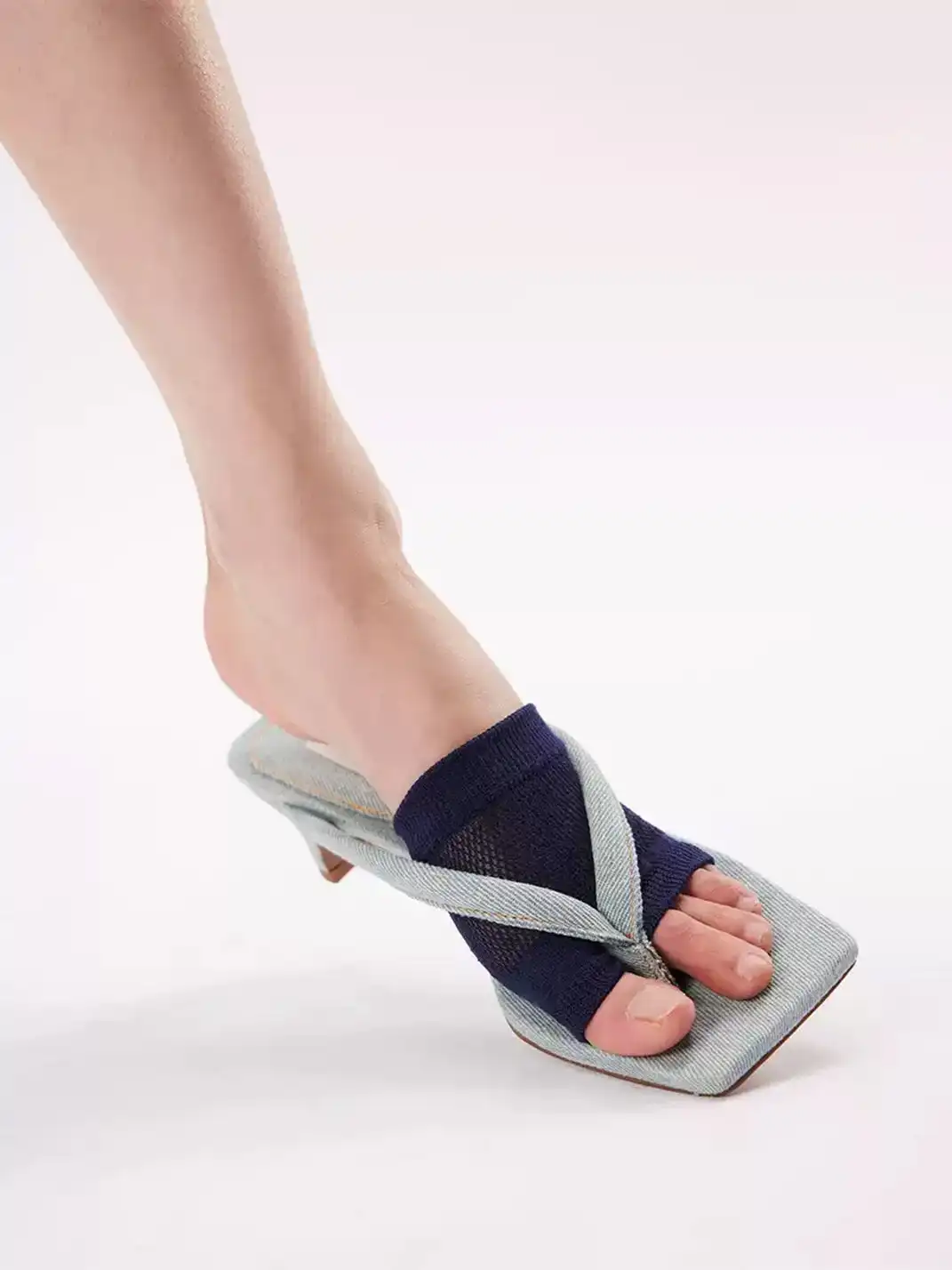 YANG MA | Flip-flop Socks