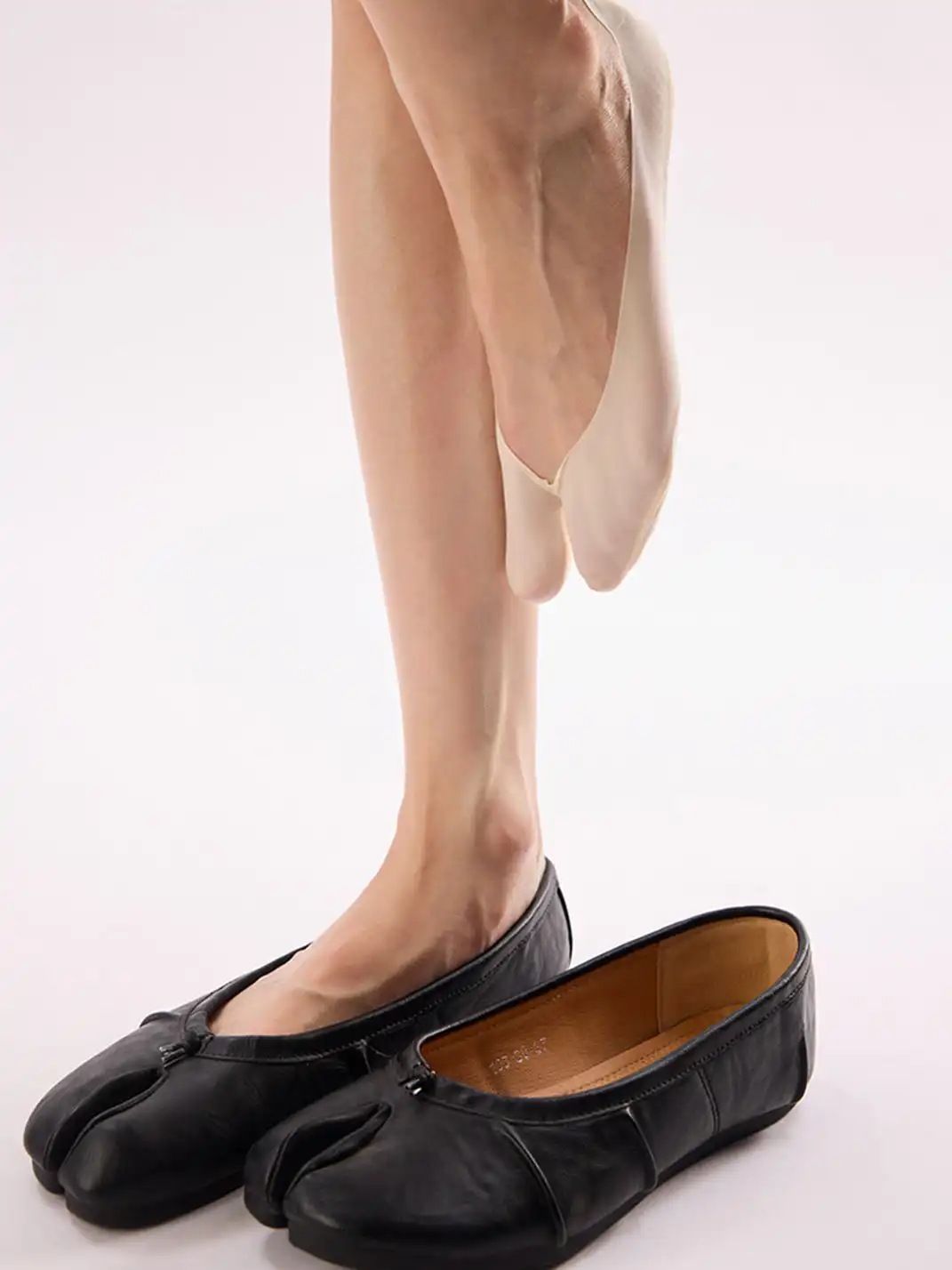YANG MA | Cotton Split-toe Ankle Socks