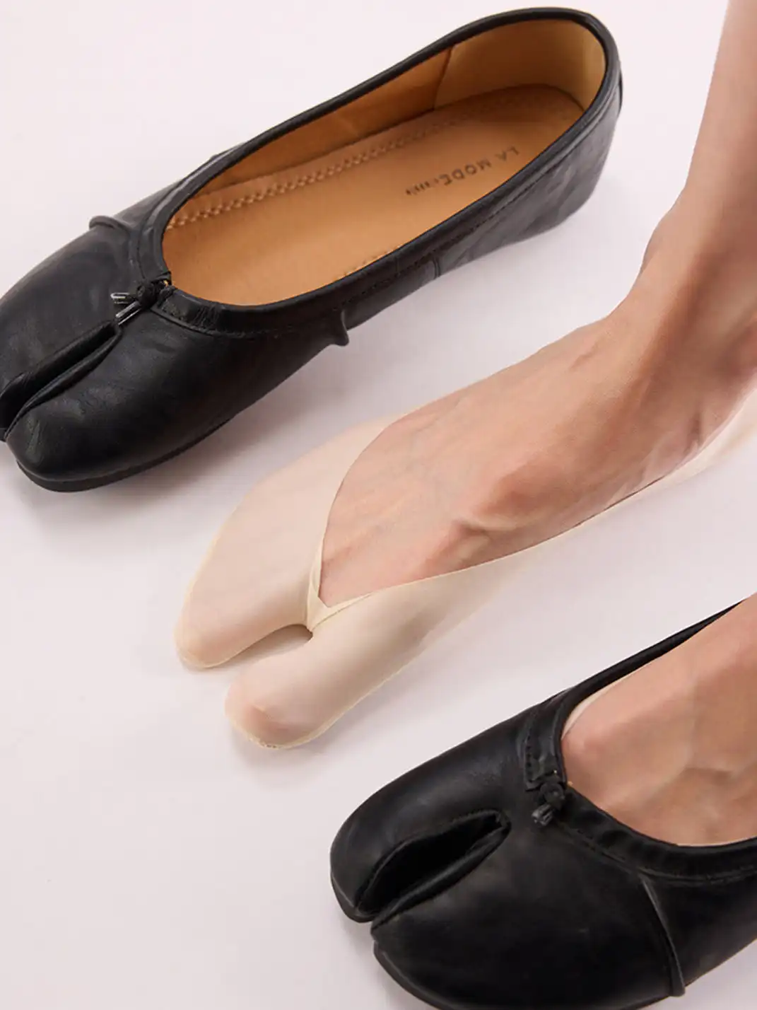 YANG MA | Cotton Split-toe Ankle Socks