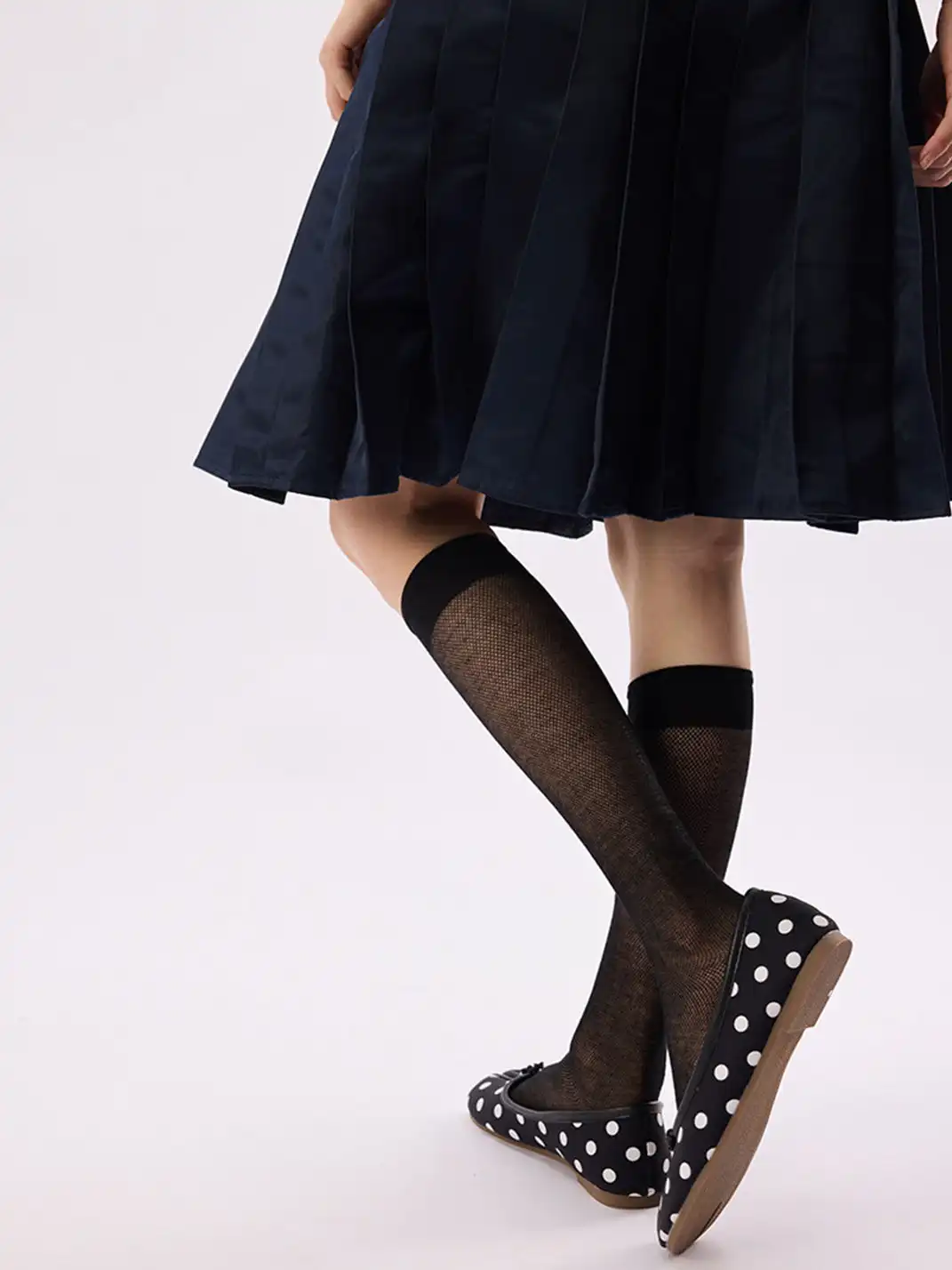 YANG MA | Split-toe Mesh Mid-calf Slouch Socks
