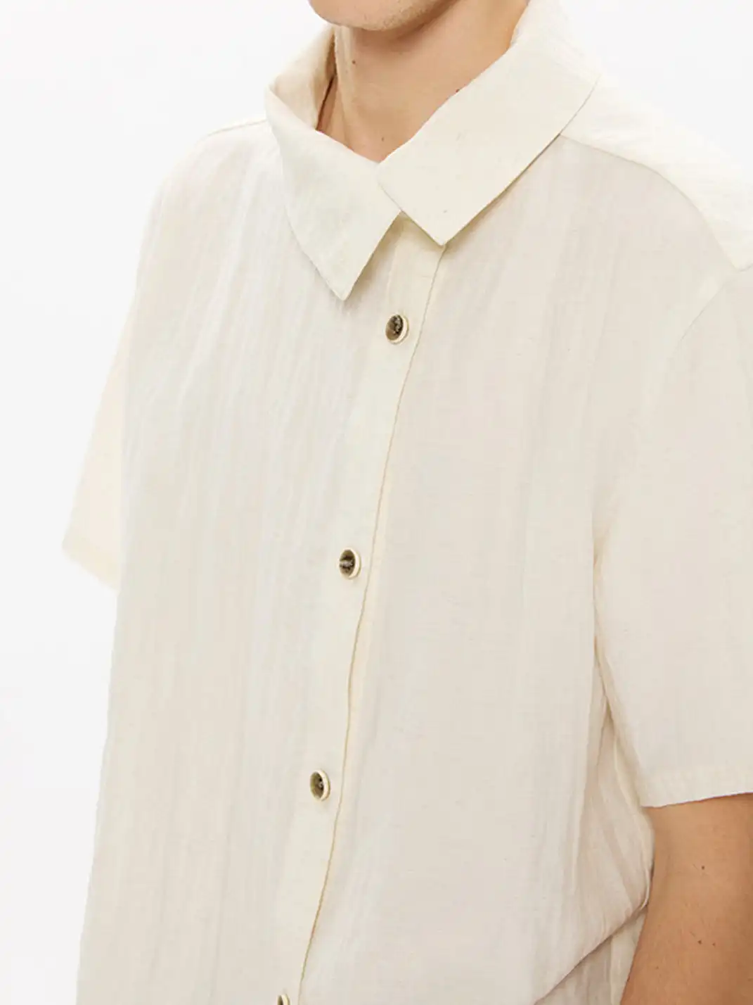 KREATE | Asymmetrical Placket Stand Collar Convertible Short Sleeve Shirt