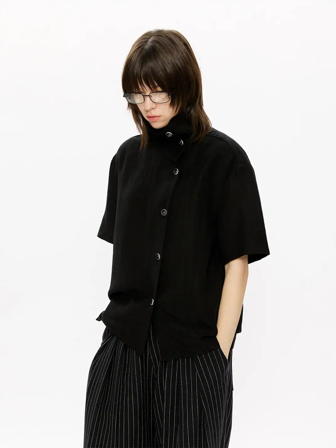 KREATE | Asymmetrical Placket Stand Collar Convertible Short Sleeve Shirt