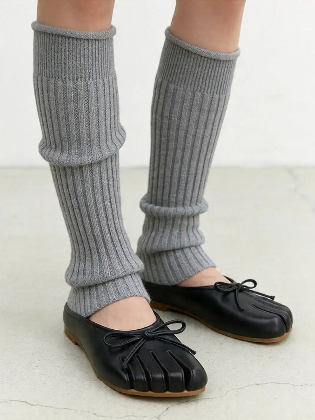 Littlegood | Vintage Closed Toe Split-Toe Flat Slippers