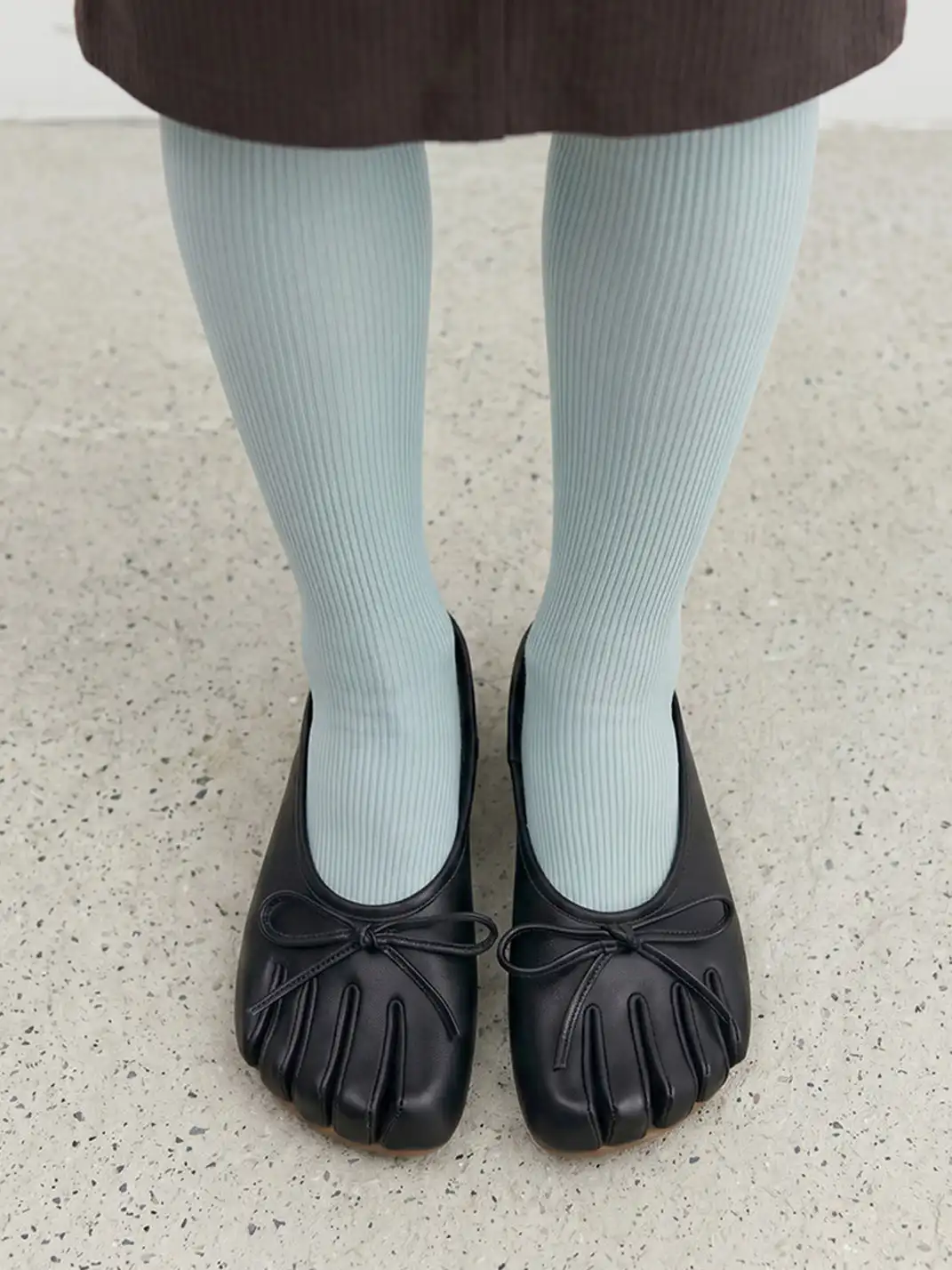 Littlegood | Vintage Closed Toe Split-Toe Flat Slippers