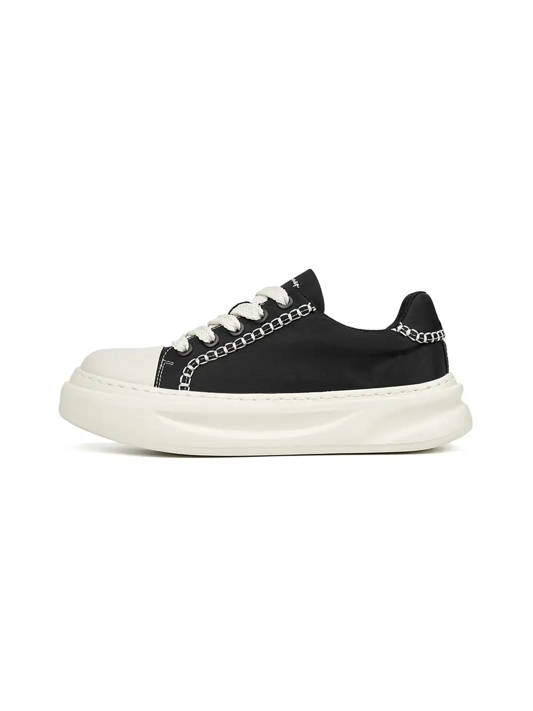 C.banner | Black Canvas Contrast Stitch Platform Sneakers