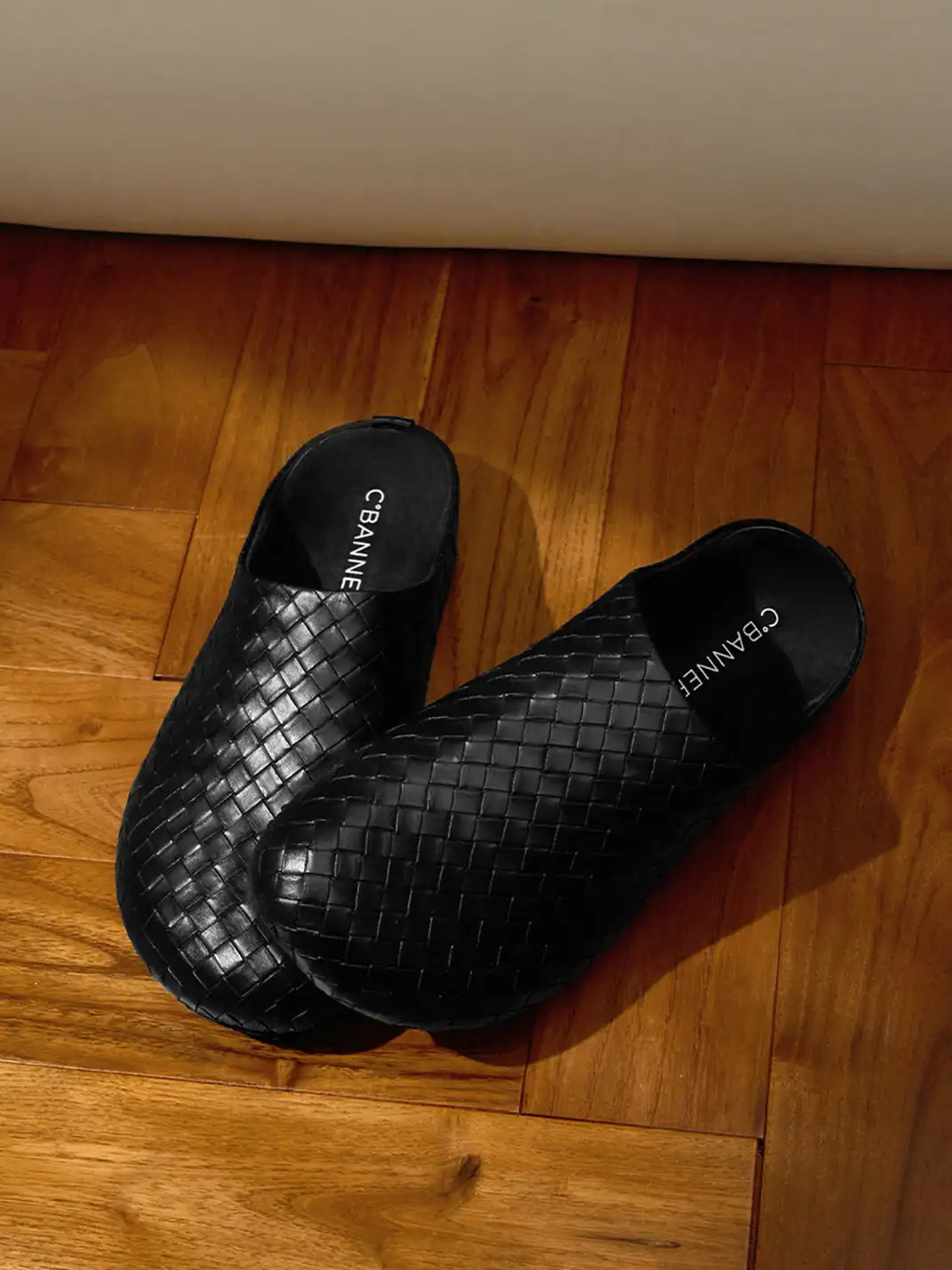 C.banner | Black Woven Closed-Toe Mule Slippers