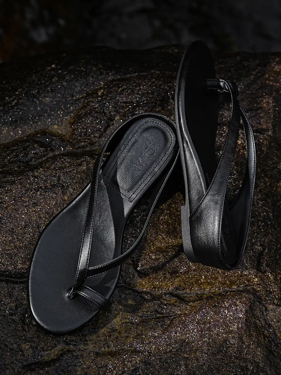EBLAN | Toe Ring Wedge Flip-Flop Sandals