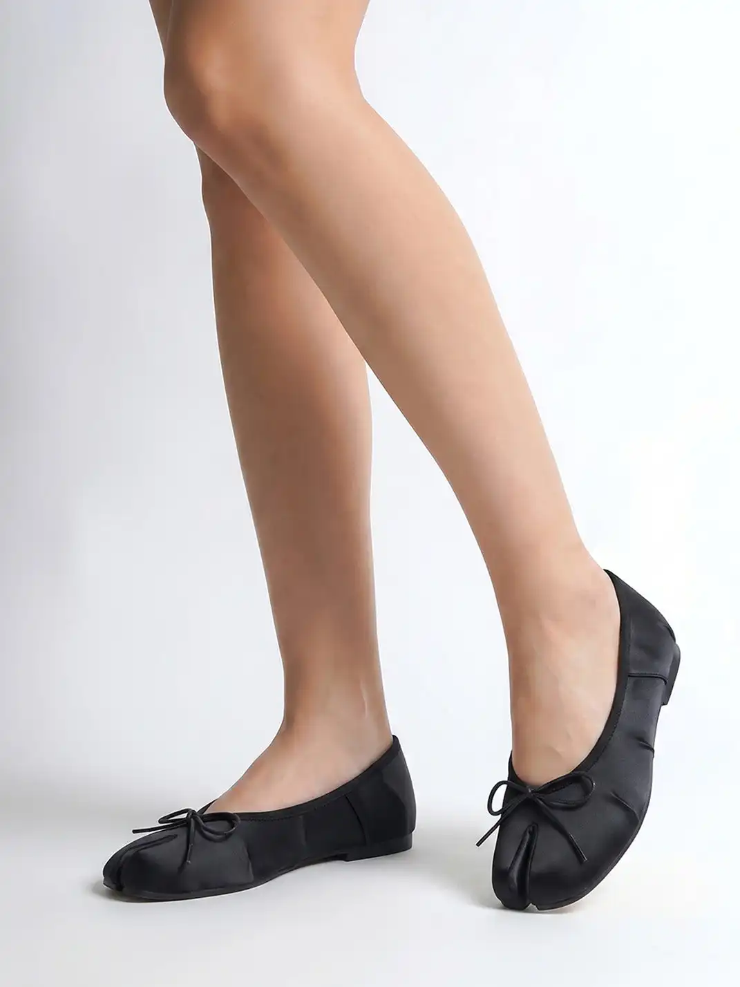 EBLAN | Split-Toe Tabi Ballet Flats-Black