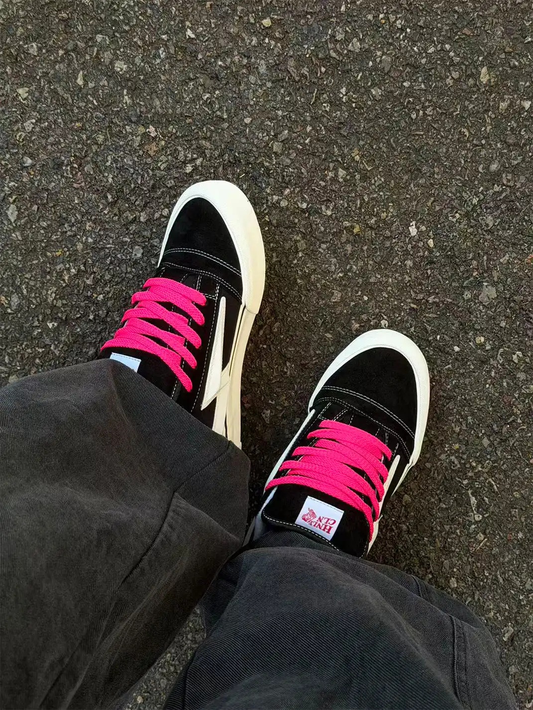TKCK | Dopamine Embroidered Casual Shoes