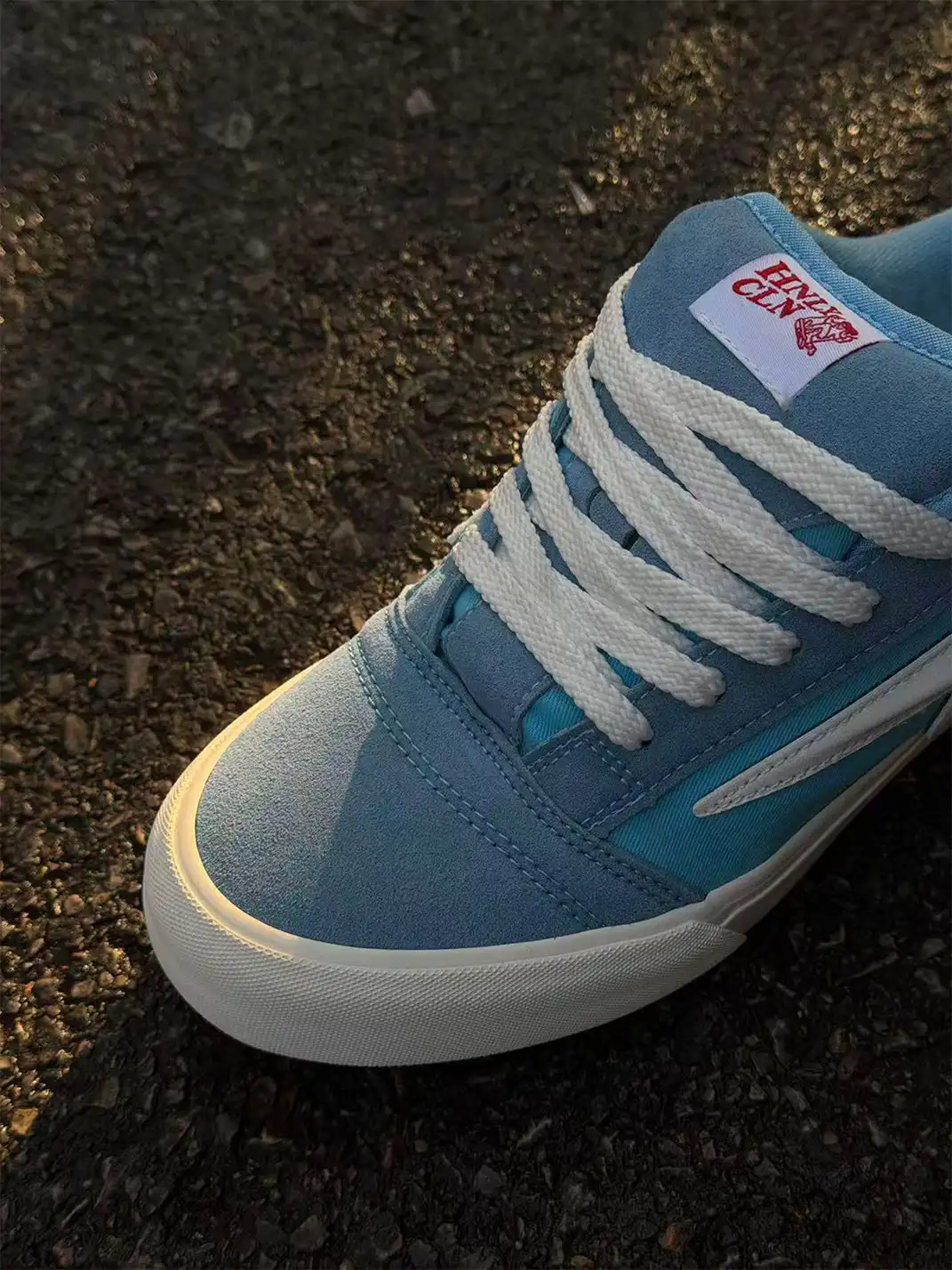 TKCK | Dopamine Embroidered Casual Shoes