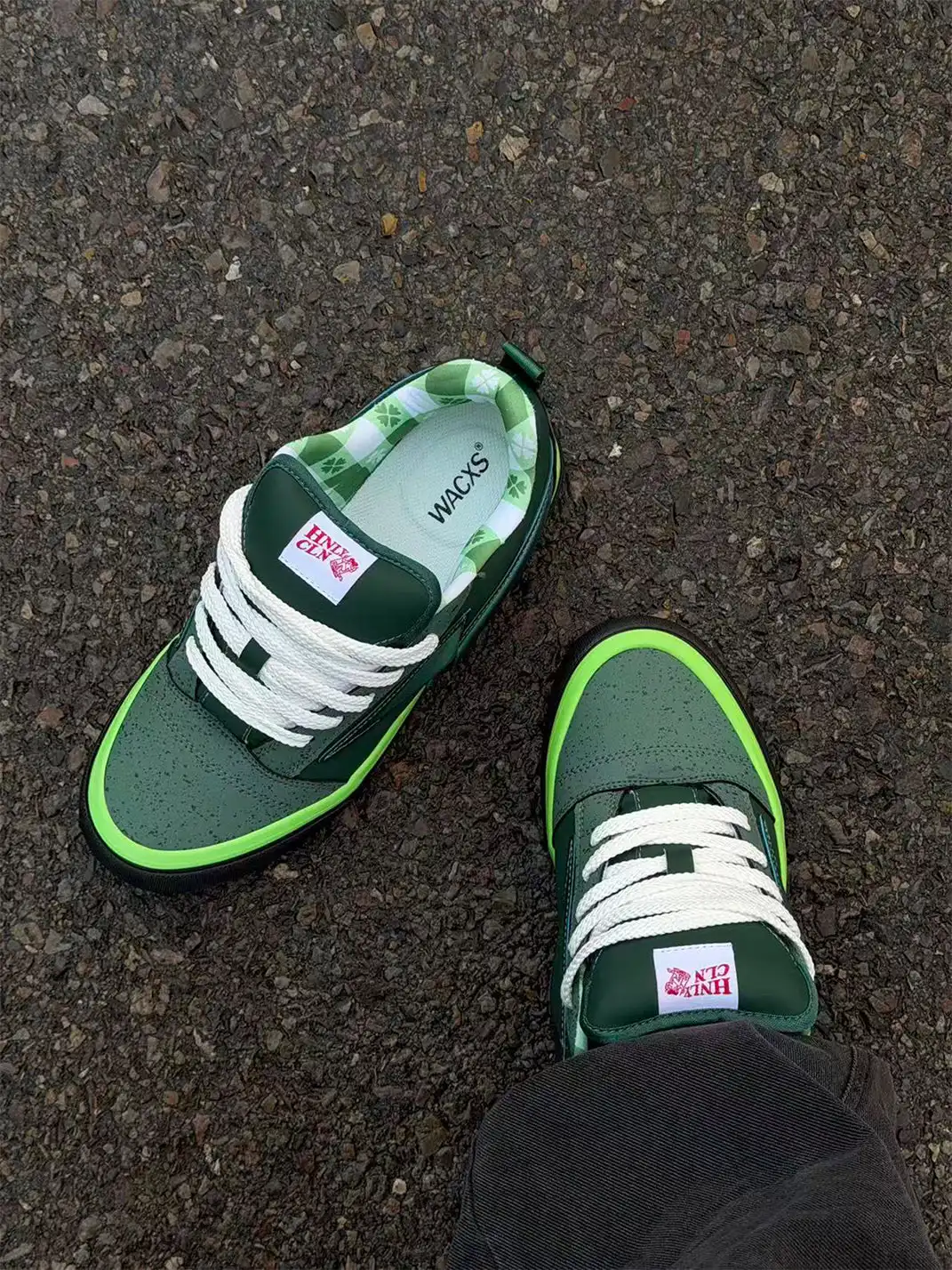 TKCK | Low Top Lightning Pattern Casual Sneakers