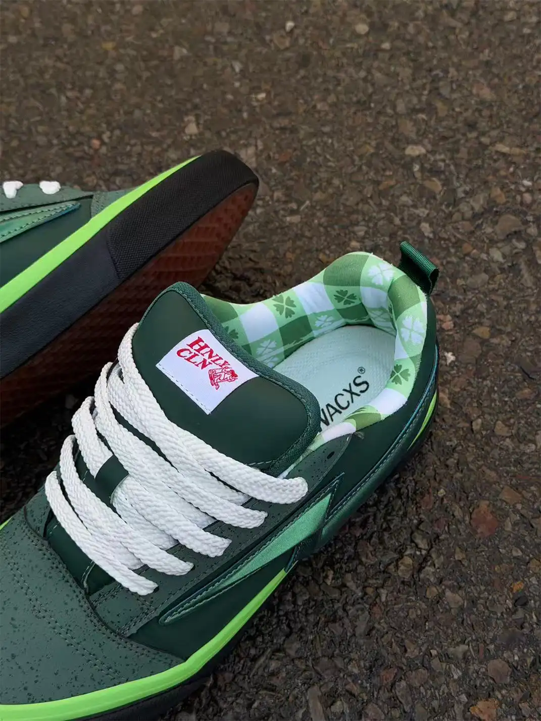 TKCK | Low Top Lightning Pattern Casual Sneakers