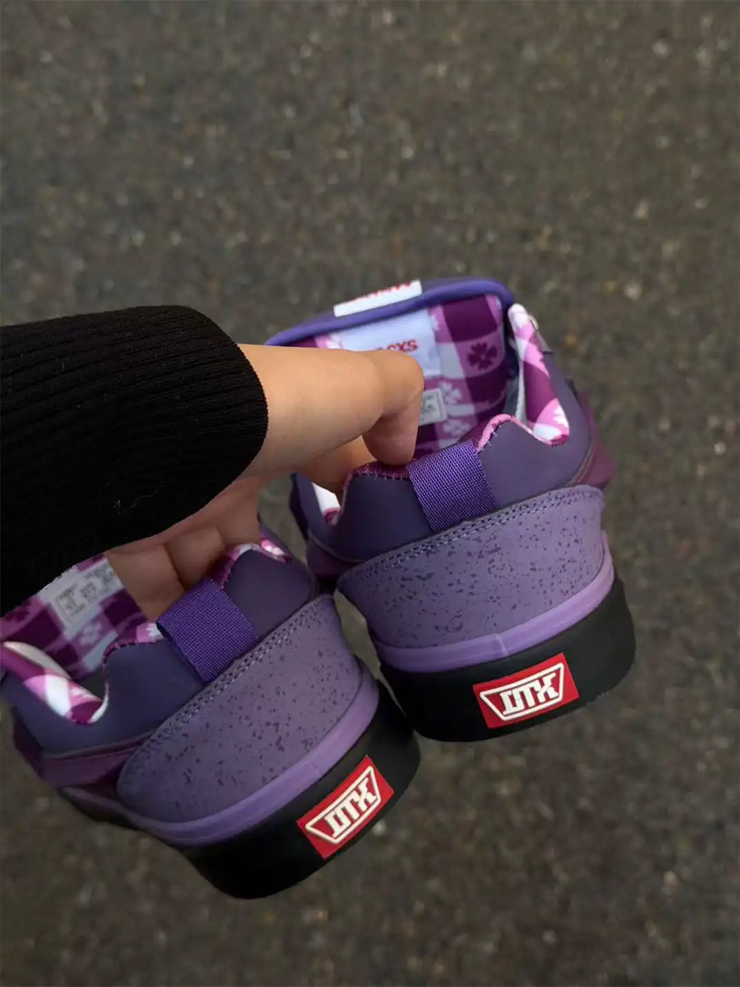 TKCK | Low Top Lightning Pattern Casual Sneakers
