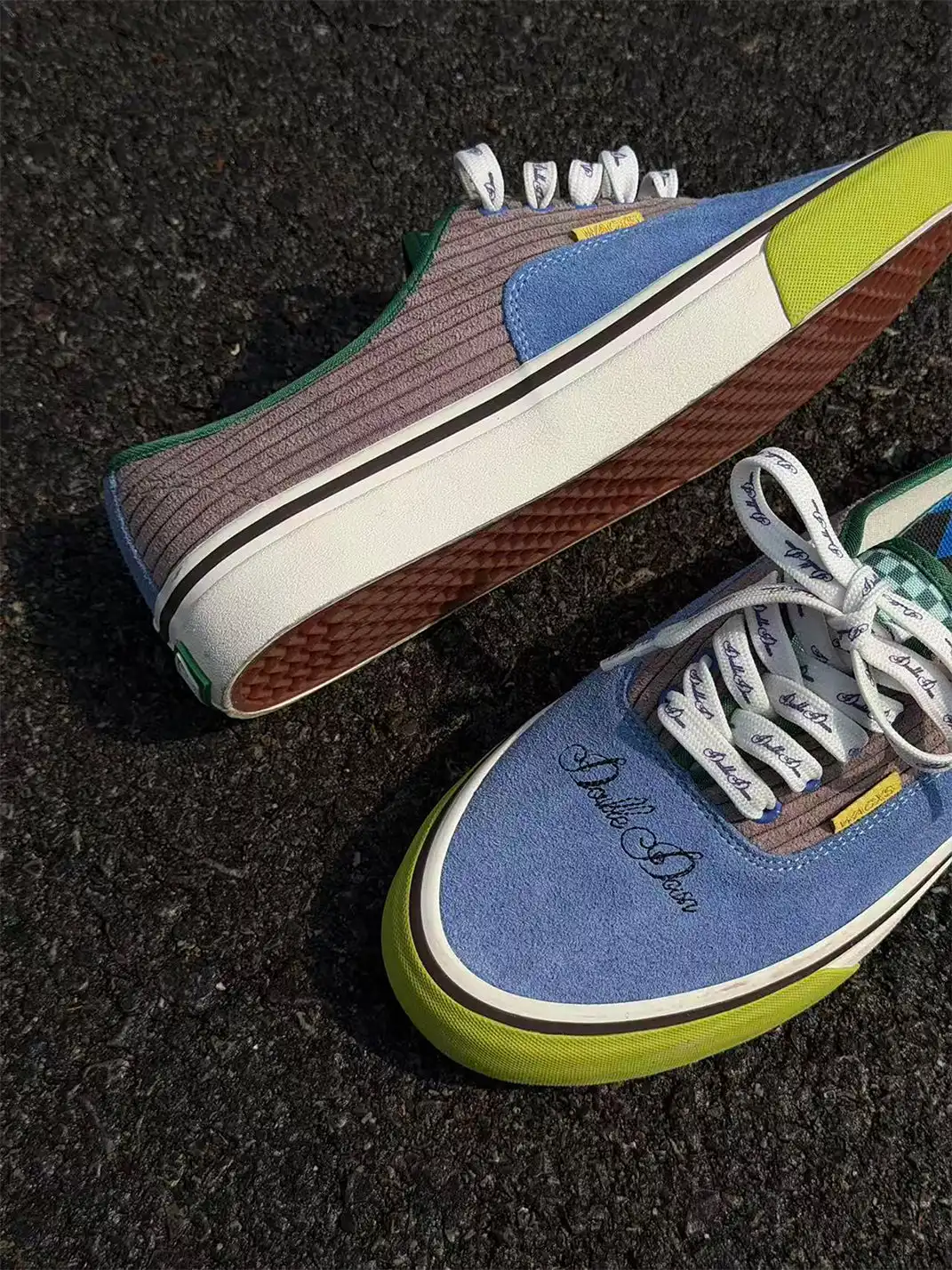 TKCK | Retro Blue & Brown Color Block Sneakers