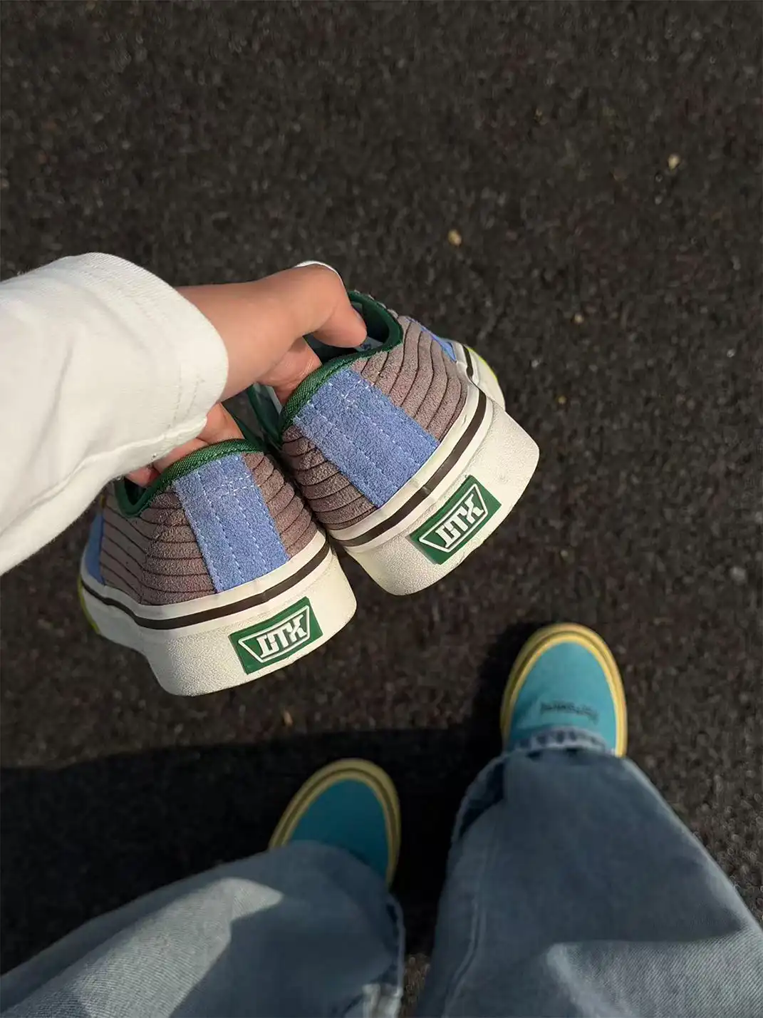 TKCK | Retro Blue & Brown Color Block Sneakers
