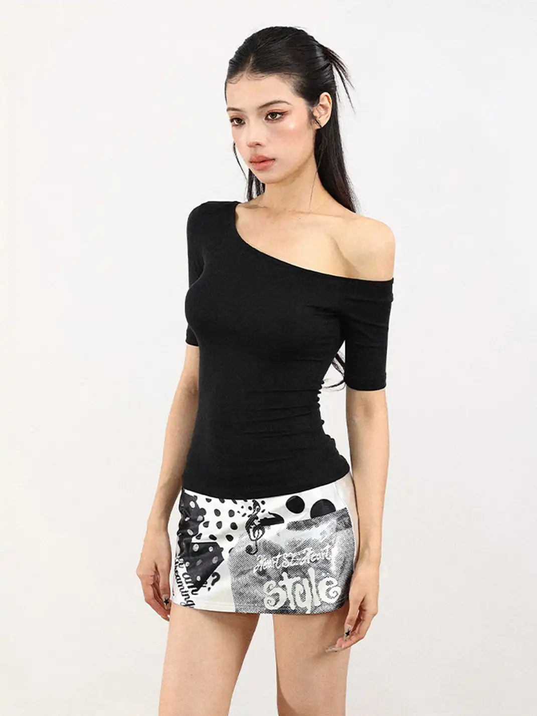 BIGGOLD | Off-Shoulder Versatile Short Sleeve T-Shirt