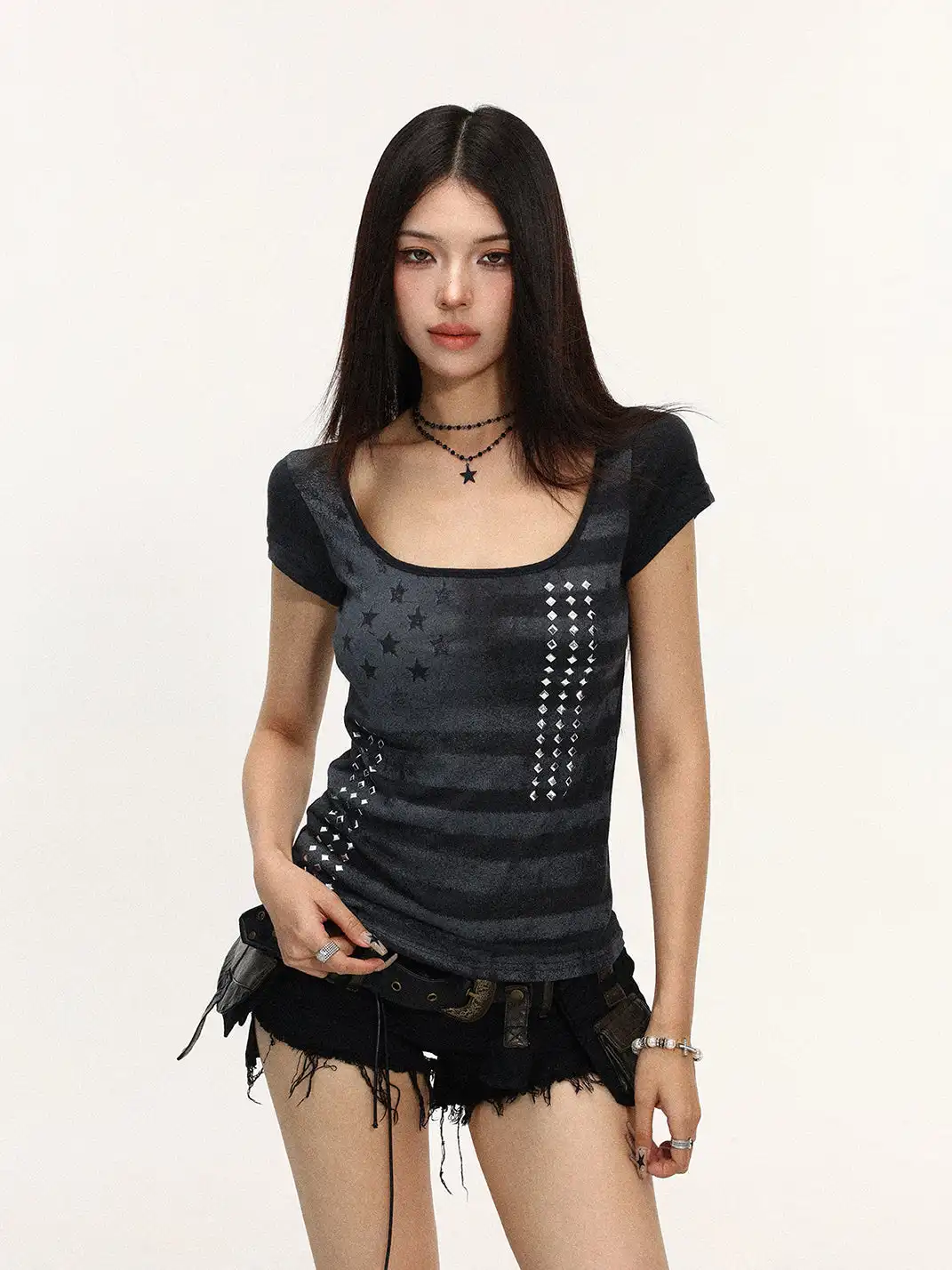 BIGGOLD | Vintage Striped Rhinestone Large Neck T-Shirt