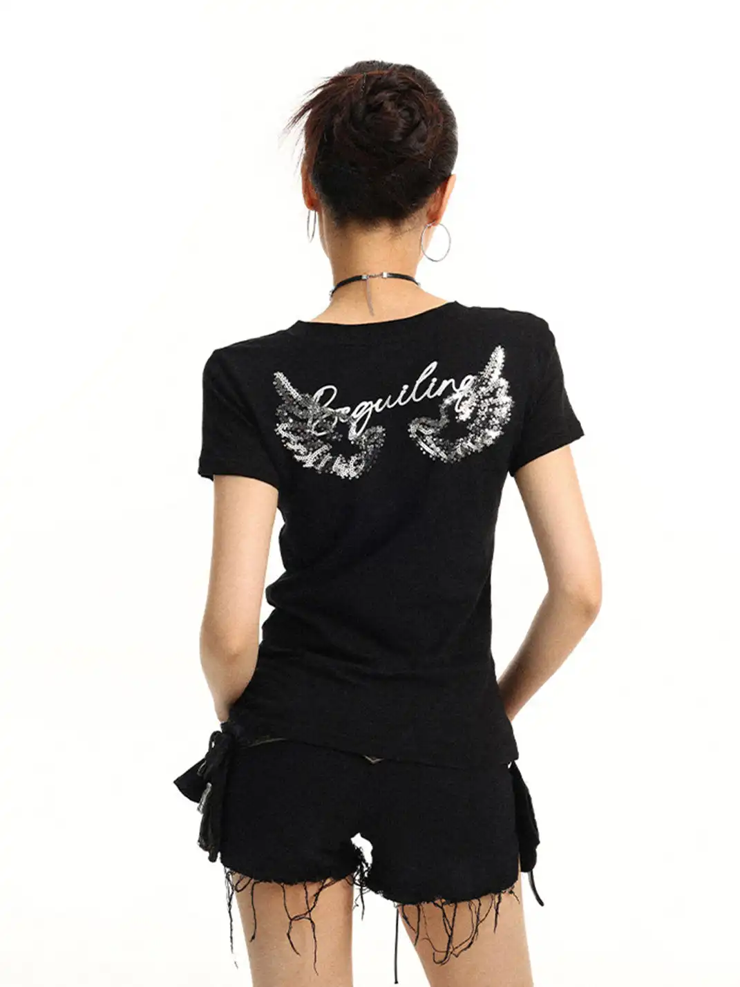 BIGGOLD | Wing Pattern V-Neck Regular Shoulder Short Sleeve T-Shirt