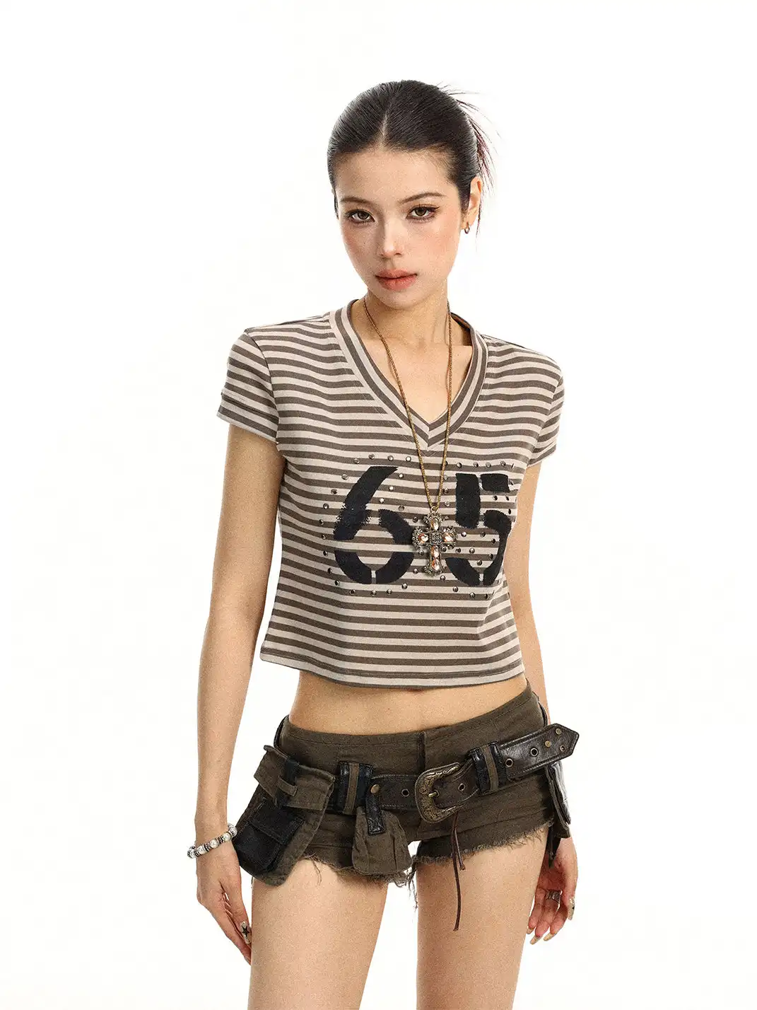 BIGGOLD | Striped V-Neck Rivet Regular Shoulder T-Shirt