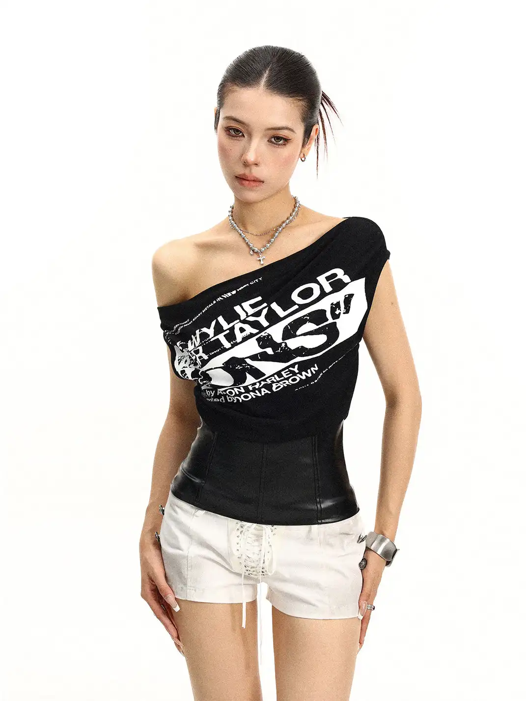 BIGGOLD | Off-Shoulder Letter Print T-Shirt