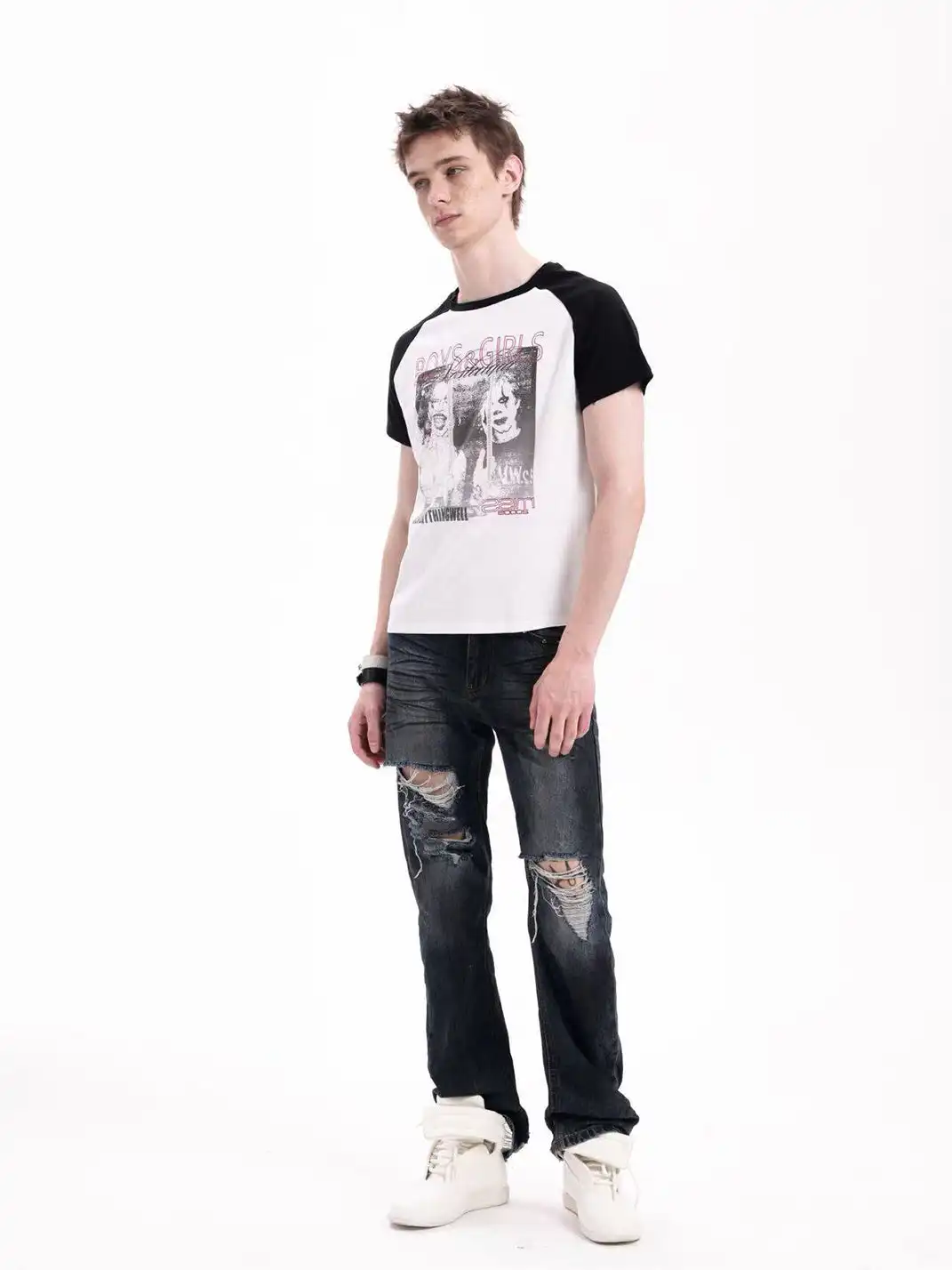 DETW | Record Cover Figure & Slogan Print T-Shirt
