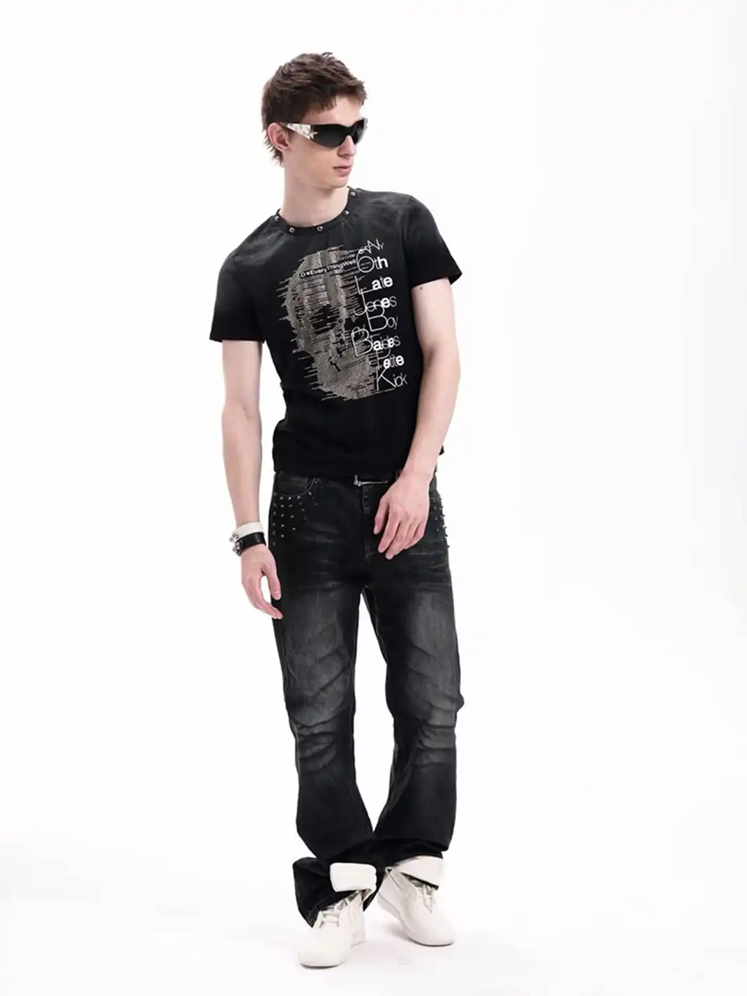 DETW | Heavy Wash Hand Beaded & Rhinestone Print T-Shirt