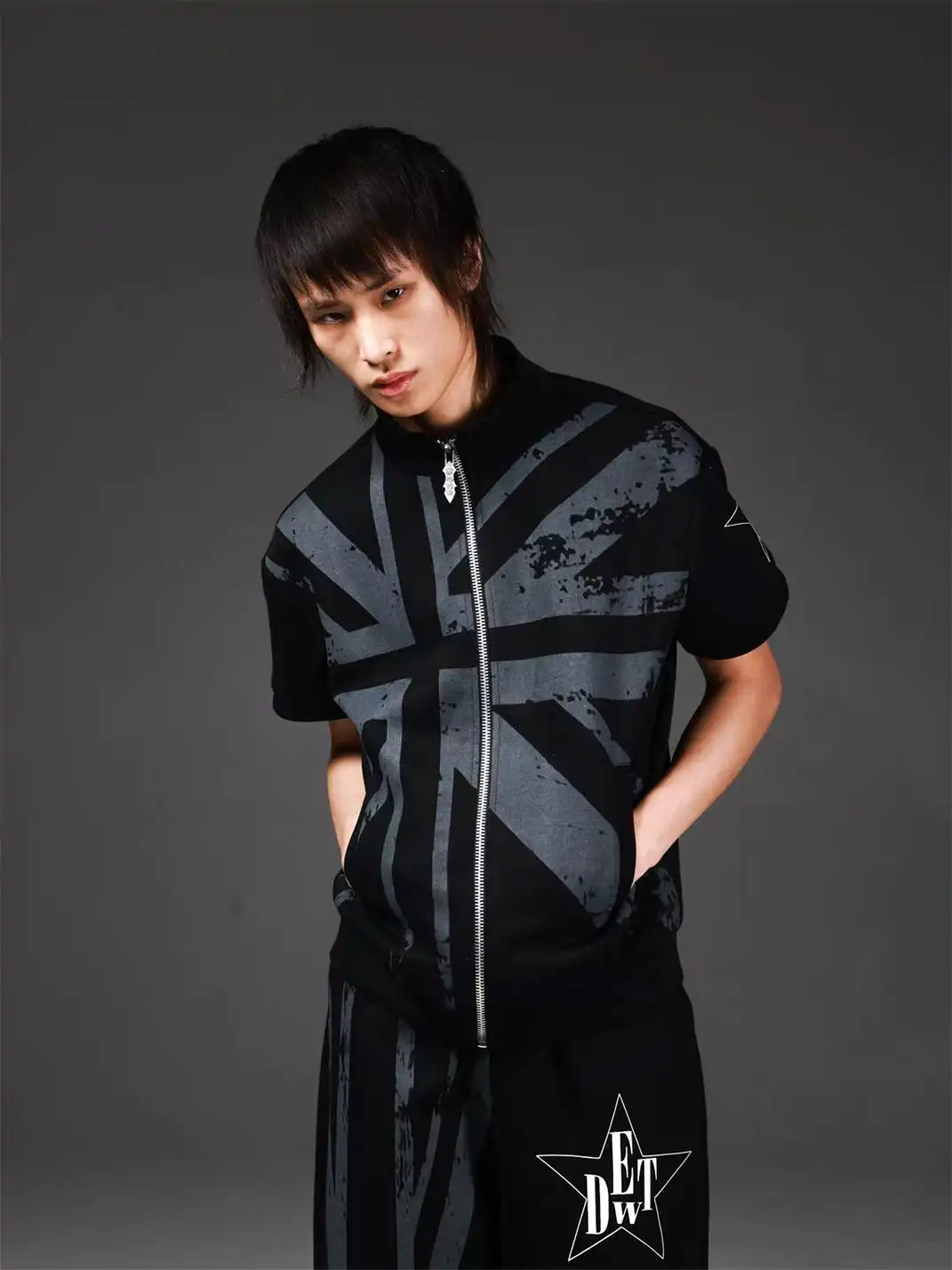 DETW | Union Jack Allover Print Stand Collar Zip T-Shirt