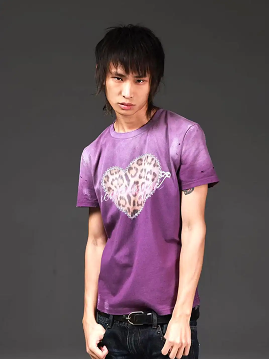DETW | Leopard Print Heart Ripped T-Shirt