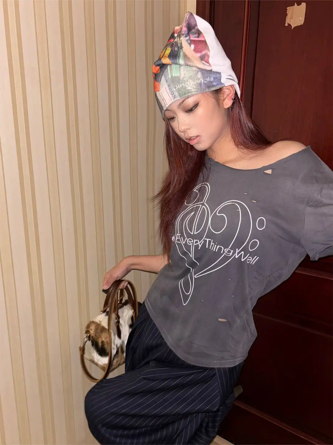 DETW | Heavy Wash Destroyed Cut Irregular Neck T-Shirt