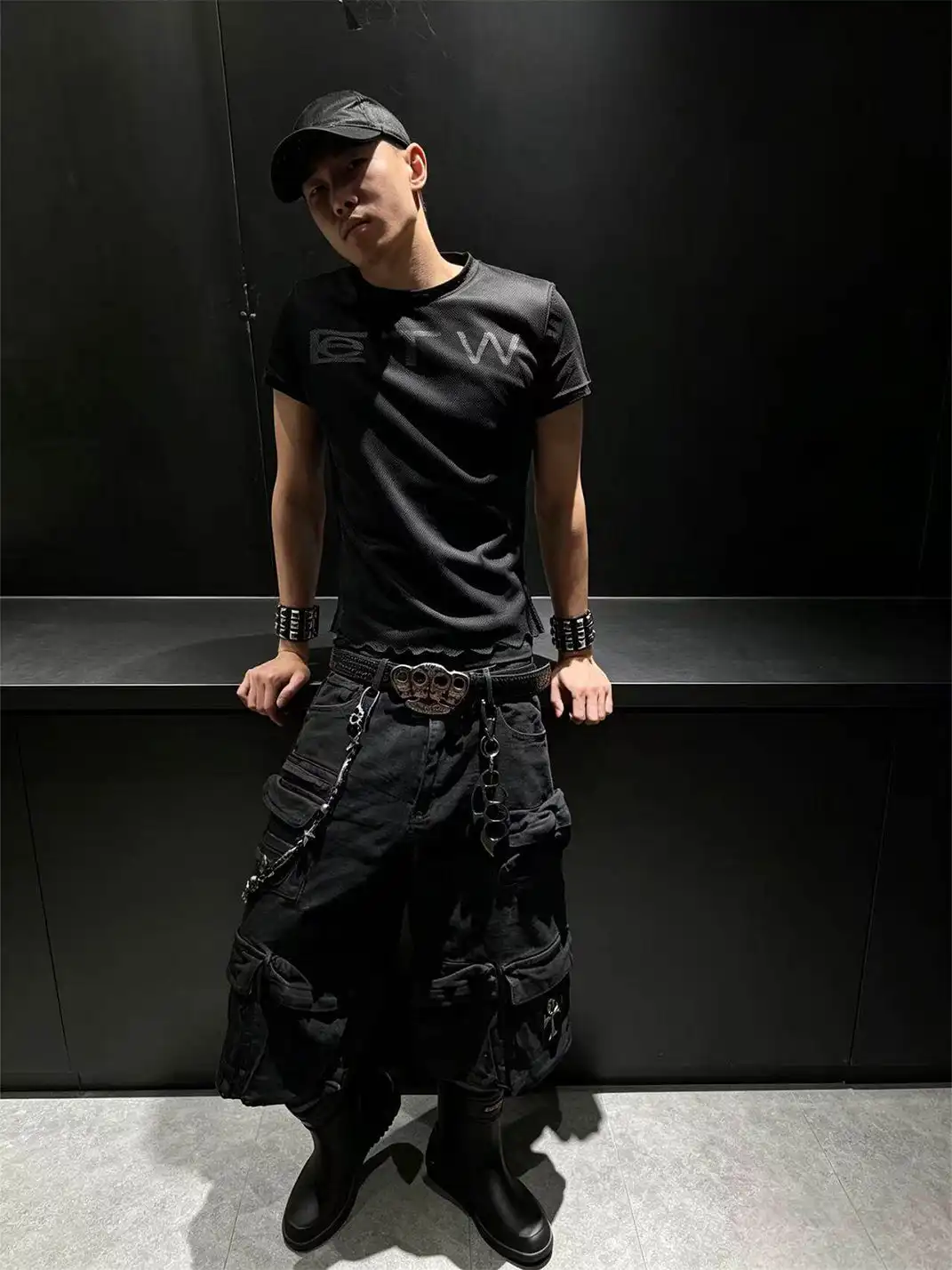 DETW | Mesh & Double Yarn Slogan T-Shirt