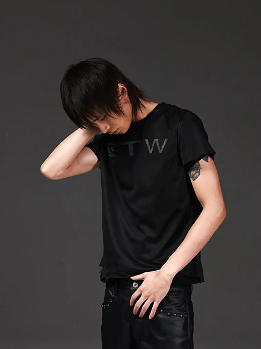 DETW | Mesh & Double Yarn Slogan T-Shirt