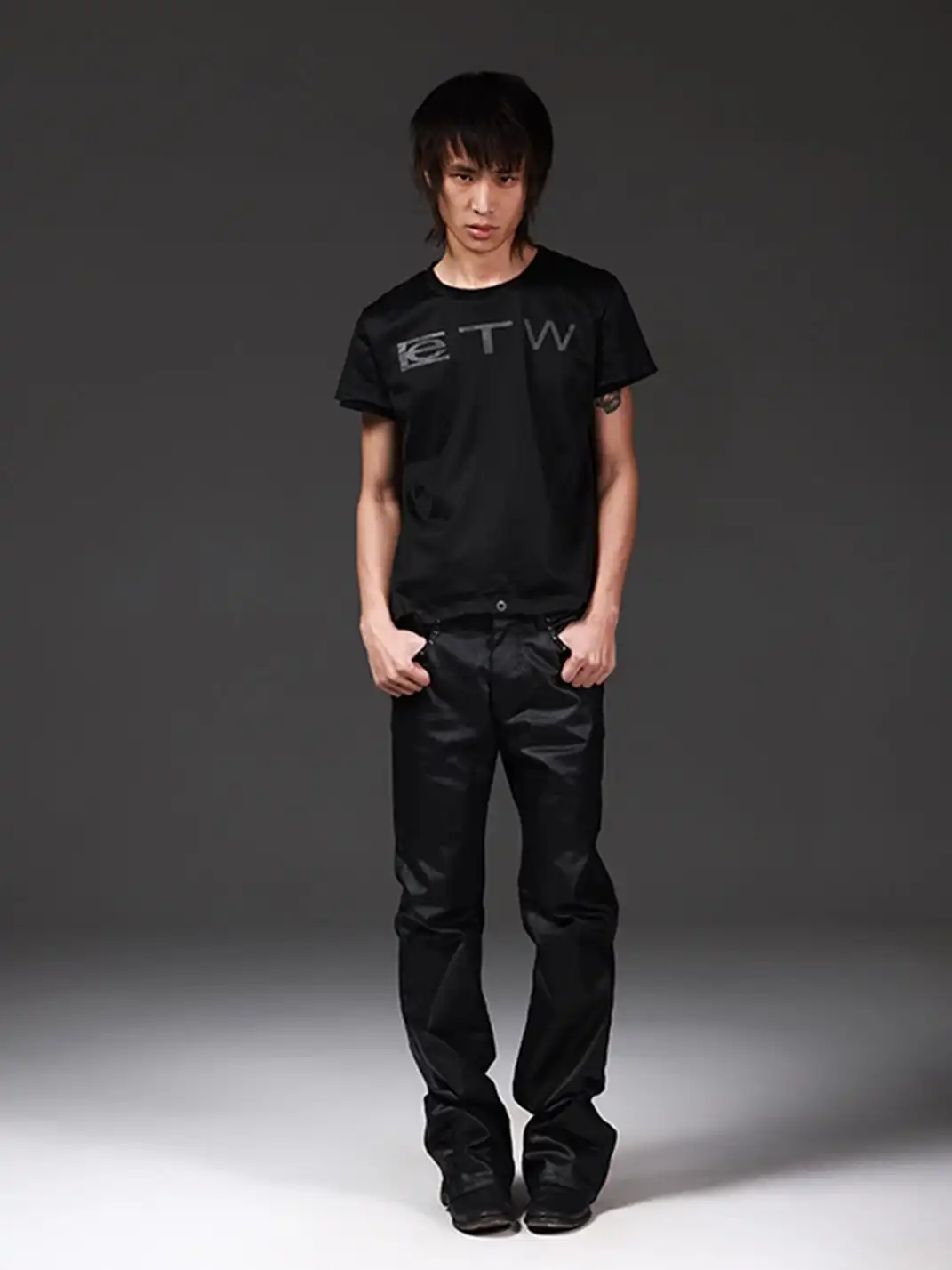 DETW | Mesh & Double Yarn Slogan T-Shirt