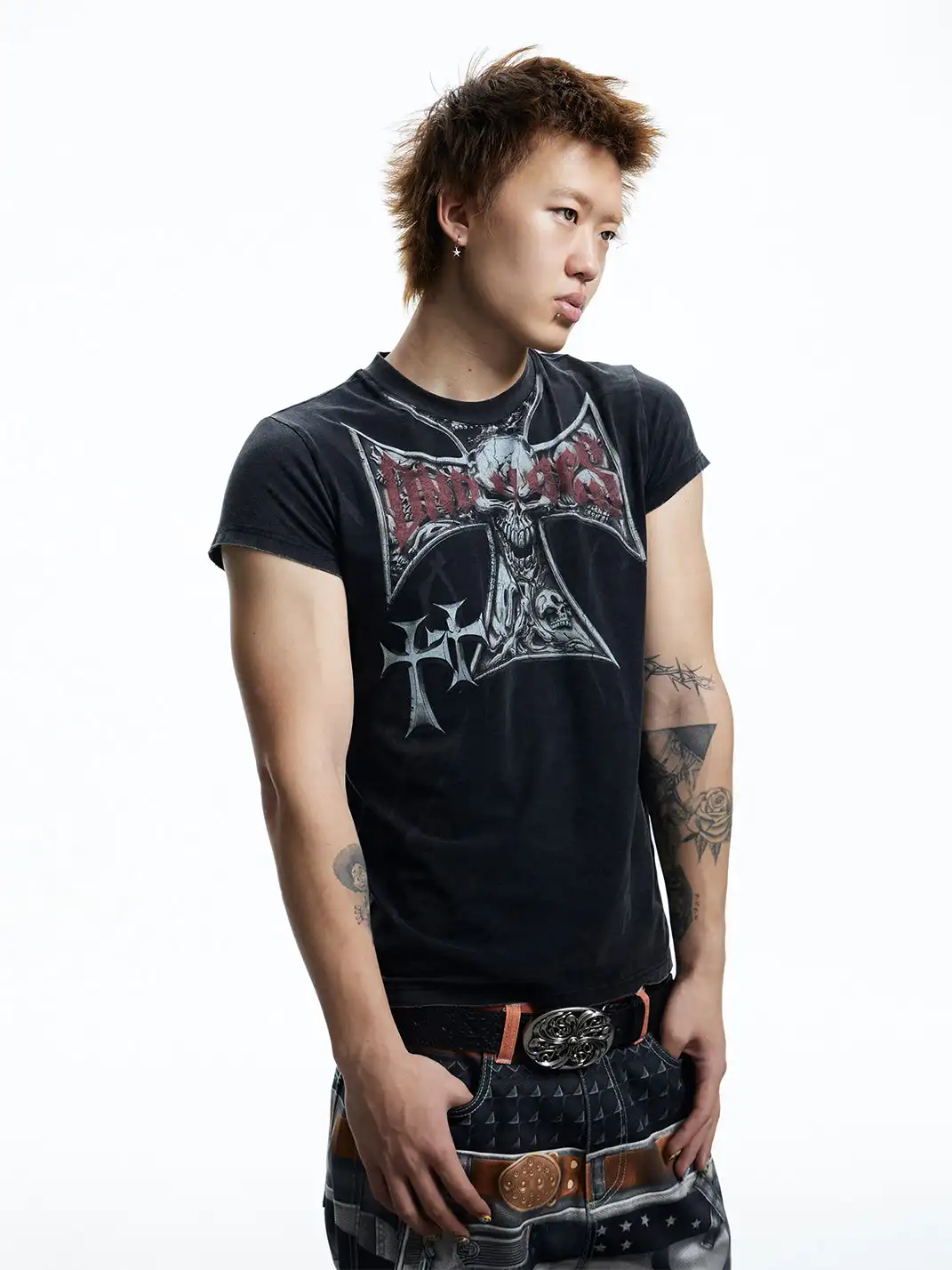 DND4DES | Skull Graffiti Print Cross T-Shirt
