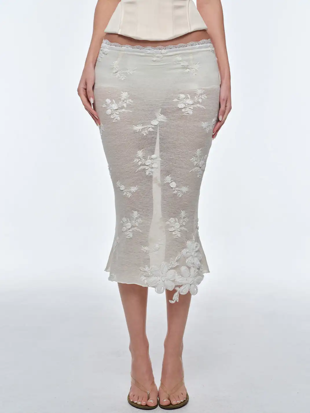 BUM STUDIO | Lace Embroidery Patch Mermaid Midi Skirt