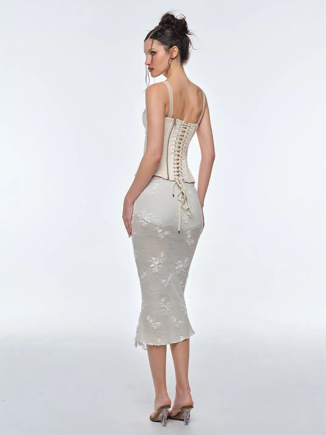 BUM STUDIO | Lace Embroidery Patch Mermaid Midi Skirt